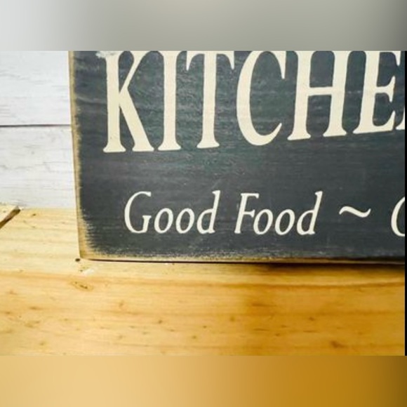 *Kitchen Gatherings Farmhouse Sign - Picture 4 of 9